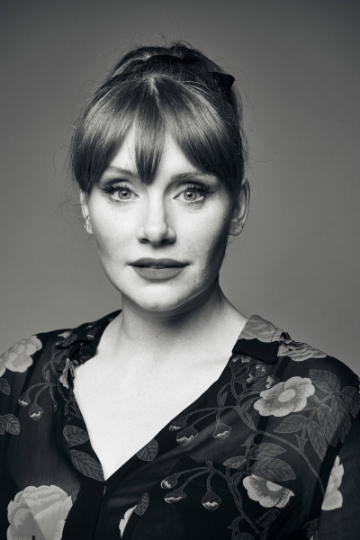 5B12077898445D_Bryce_Dallas_Howard_-_2019_Toronto_International_Film_Festival_-_Portraits.jpg