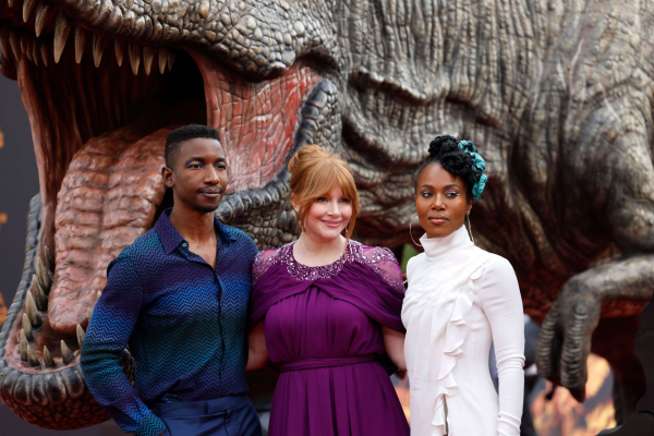 5B12410078175D_German_premiere_of__Jurassic_World_-_A_New_Age_.jpg