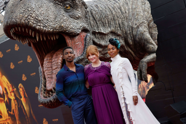 5B12410079625D_German_premiere_of__Jurassic_World_-_A_New_Age_.jpg