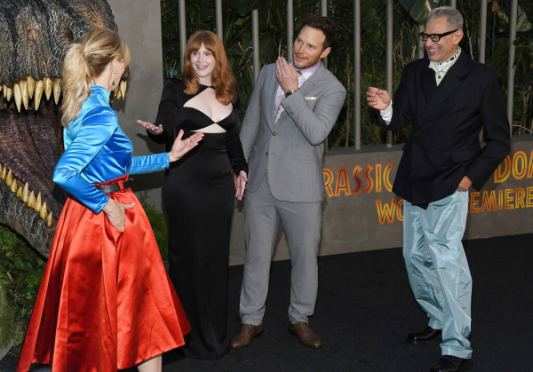 5B32a123b40cc845b39ec989f63630c9cd5D_CA_-_Universal_Pictures__JURASSIC_WORLD_DOMINION_Premiere_-_A.jpg