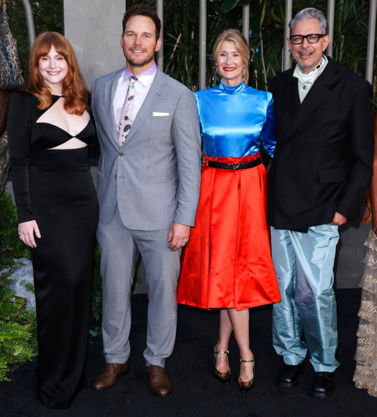 5B85e7389f7a6844ef82b2718c4ee0edfe5D_Los_Angeles_Premiere_Of_Universal_Pictures___Jurassic_World_Dominion_.jpg