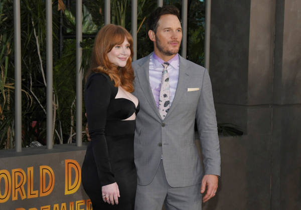 5Bb88a3fc9f2aa4fb4a57d1e0878a90d295D_CA_-_Universal_Pictures__JURASSIC_WORLD_DOMINION_Premiere_-_A.jpg