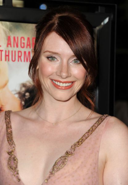 911904269_Bryce_Dallas_Howard_Ceremony_LA_Premiere_014_122_565lo.jpg