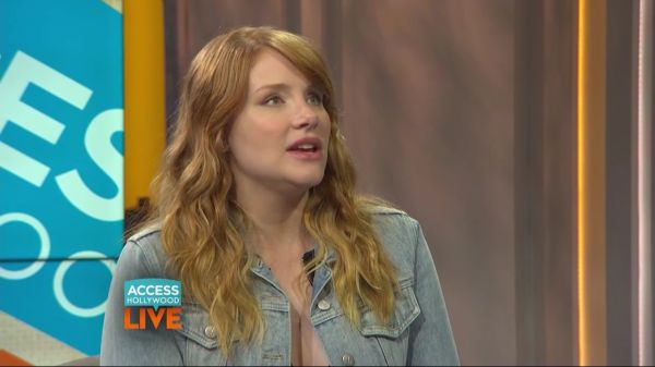 Bryce_Dallas_Howard_Premieres_Trailer_For__Pete_s_Dragon____Access_Hollywood_flv_20160614_192554_345.jpg