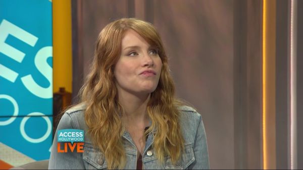 Bryce_Dallas_Howard_Premieres_Trailer_For__Pete_s_Dragon____Access_Hollywood_flv_20160614_192607_363.jpg