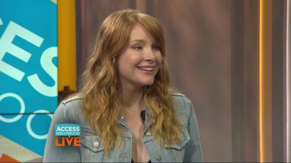 Bryce_Dallas_Howard_Premieres_Trailer_For__Pete_s_Dragon____Access_Hollywood_flv_20160614_192911_074.jpg