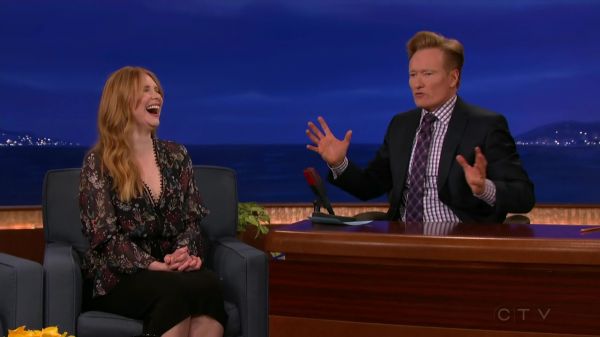 Conan_2016_10_24_Bryce_Dallas_Howard_720p_HDTV_x264-CROOKS5Beztv5D_mkv_20161026_031658_565.jpg