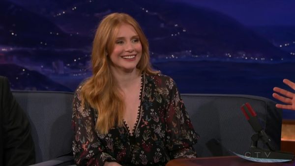 Conan_2016_10_24_Bryce_Dallas_Howard_720p_HDTV_x264-CROOKS5Beztv5D_mkv_20161026_031723_592.jpg