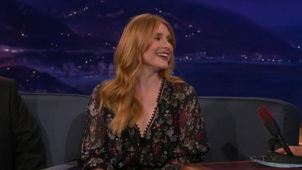 Conan_2016_10_24_Bryce_Dallas_Howard_720p_HDTV_x264-CROOKS5Beztv5D_mkv_20161026_031818_644.jpg