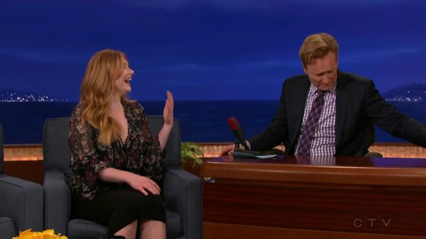 Conan_2016_10_24_Bryce_Dallas_Howard_720p_HDTV_x264-CROOKS5Beztv5D_mkv_20161026_031910_696.jpg