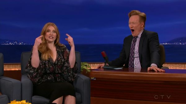 Conan_2016_10_24_Bryce_Dallas_Howard_720p_HDTV_x264-CROOKS5Beztv5D_mkv_20161026_031926_711.jpg