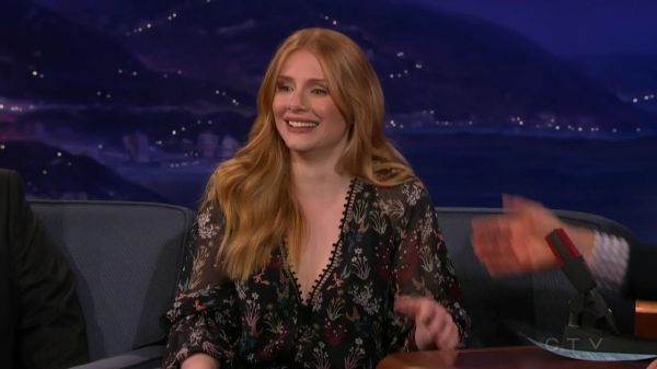 Conan_2016_10_24_Bryce_Dallas_Howard_720p_HDTV_x264-CROOKS5Beztv5D_mkv_20161026_031959_755.jpg