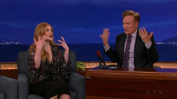 Conan_2016_10_24_Bryce_Dallas_Howard_720p_HDTV_x264-CROOKS5Beztv5D_mkv_20161026_032014_764.jpg