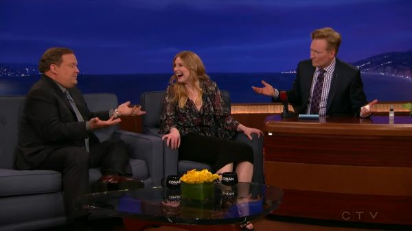 Conan_2016_10_24_Bryce_Dallas_Howard_720p_HDTV_x264-CROOKS5Beztv5D_mkv_20161026_032227_898.jpg