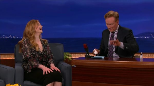 Conan_2016_10_24_Bryce_Dallas_Howard_720p_HDTV_x264-CROOKS5Beztv5D_mkv_20161026_032234_898.jpg