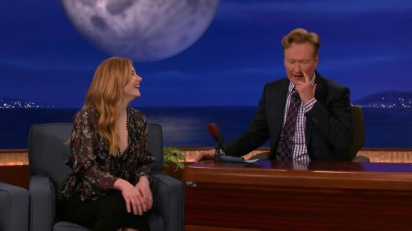 Conan_2016_10_24_Bryce_Dallas_Howard_720p_HDTV_x264-CROOKS5Beztv5D_mkv_20161026_032240_912.jpg