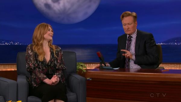 Conan_2016_10_24_Bryce_Dallas_Howard_720p_HDTV_x264-CROOKS5Beztv5D_mkv_20161026_032500_050.jpg