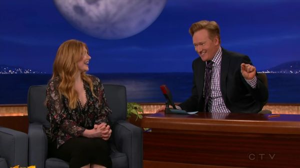 Conan_2016_10_24_Bryce_Dallas_Howard_720p_HDTV_x264-CROOKS5Beztv5D_mkv_20161026_032507_049.jpg