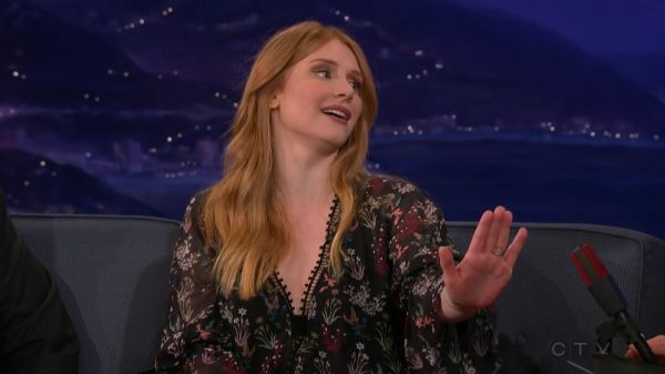 Conan_2016_10_24_Bryce_Dallas_Howard_720p_HDTV_x264-CROOKS5Beztv5D_mkv_20161026_032535_079.jpg