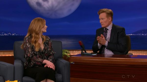 Conan_2016_10_24_Bryce_Dallas_Howard_720p_HDTV_x264-CROOKS5Beztv5D_mkv_20161026_032546_088.jpg