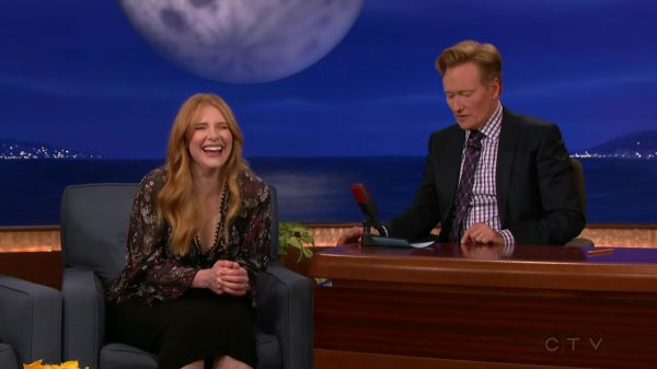 Conan_2016_10_24_Bryce_Dallas_Howard_720p_HDTV_x264-CROOKS5Beztv5D_mkv_20161026_032617_119.jpg