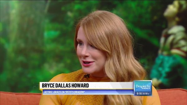 Magico_y_encantador_El_dragon_que_conquisto_a_Bryce_Dallas_Howard_-_Univision_281029_mp4_20160728_025218_766.jpg