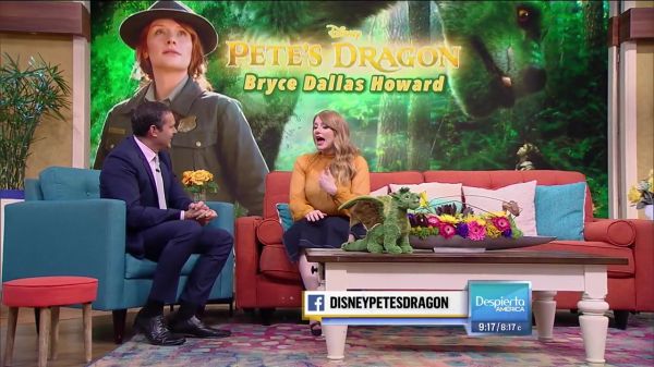 Magico_y_encantador_El_dragon_que_conquisto_a_Bryce_Dallas_Howard_-_Univision_281029_mp4_20160728_025354_404.jpg