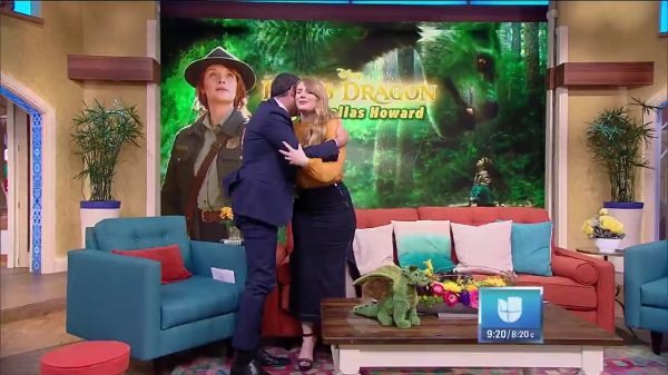 Magico_y_encantador_El_dragon_que_conquisto_a_Bryce_Dallas_Howard_-_Univision_281029_mp4_20160728_025646_768.jpg