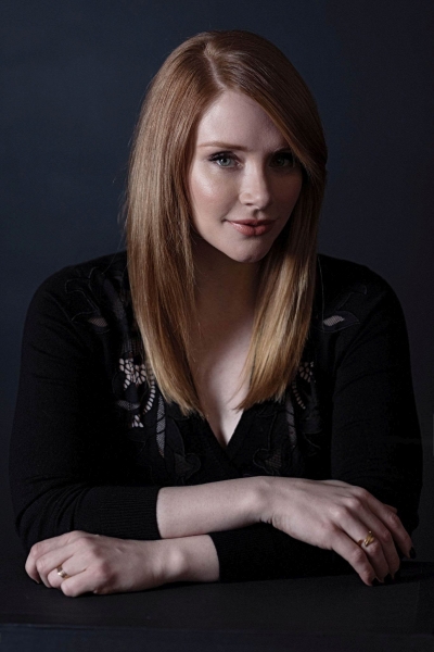 actress-bryce-dallas-howard-of-solemates-poses-for-a-portrait-at-the-picture-id507894420.jpg