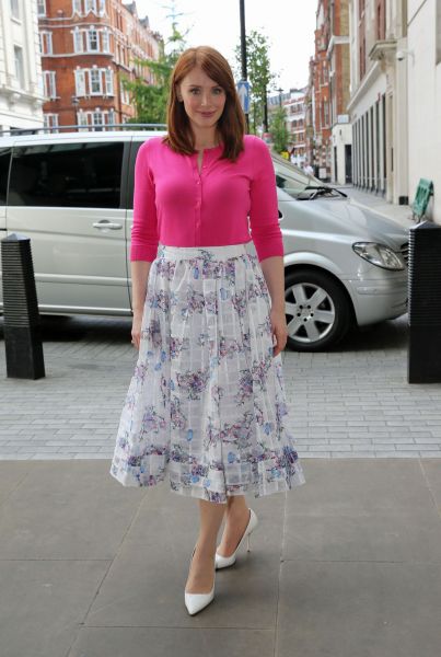 bryce-dallas-howard-at-bbc-radio-2-in-london-may-2015_2.jpg