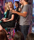 106203774-bryce-dallas-howard-kirsten-dunst-james-gettyimages.jpg