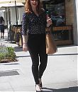 Bryce-Dallas-Howard-in-Black-Jeans-for-Shopping-in-Beverly-Hills-2.jpg