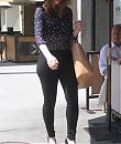 Bryce-Dallas-Howard-in-Black-Jeans-for-Shopping-in-Beverly-Hills-5.jpg