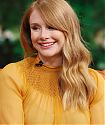 actress-bryce-dallas-howard-is-seen-on-the-set-of-despierta-america-picture-id583764988.jpg