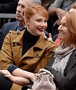 bryce-dallas-howard-ron-howard-honored-with-hollywood-walk-of-fame-star-hollywood-boulevard-in-hollywood-121015-17.jpg