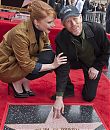 bryce-dallas-howard-ron-howard-honored-with-hollywood-walk-of-fame-star-hollywood-boulevard-in-hollywood-121015-5.jpg